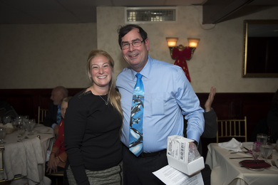 Tom Butcher presenting Heather Lacari with the Newbie Diver Award